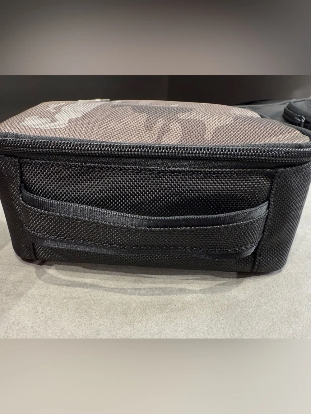 NEW TUMI Zippered CUBE TRAVEL POUCH - Cosmetic Bag - CITY CAMO w/ BLACK